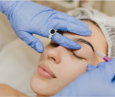 Eyebrows - Injection